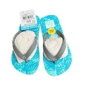 NWT Reef boys or girls flip flops sz 9/10